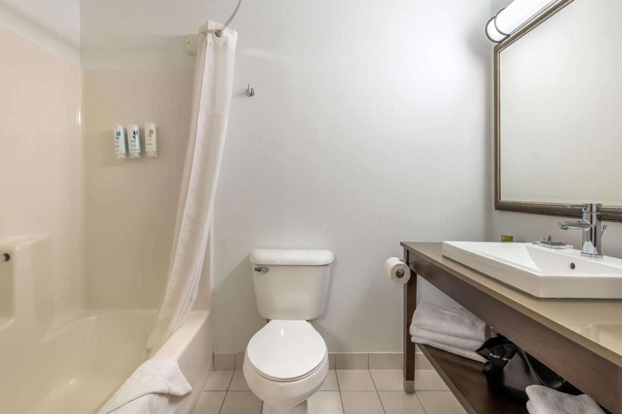 Country Inn & Suites By Radisson, Watertown, Sd Ngoại thất bức ảnh